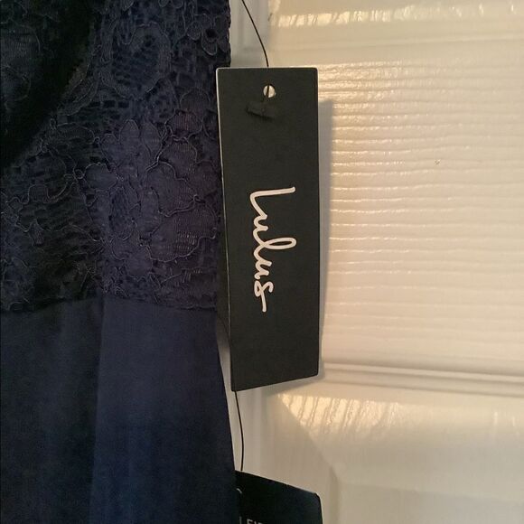 Lulu’s Navy Blue maxi dress - Picture 7 of 11